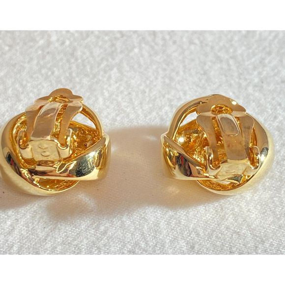 Stud Earrings Gold Tone Knotted Clip Ons - Picture 7 of 9